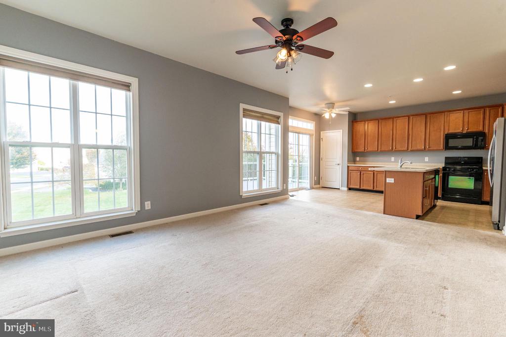8524 MAYFAIR COURT