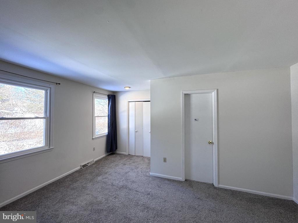 8315 COUNTRYSIDE LANE