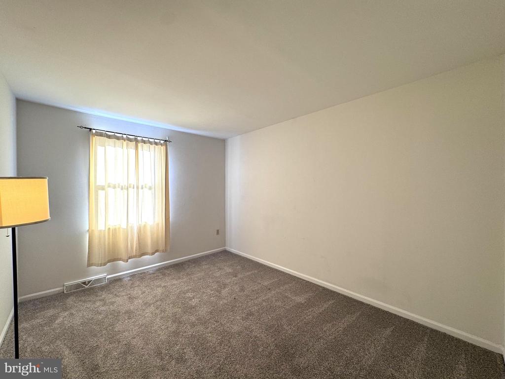 8315 COUNTRYSIDE LANE