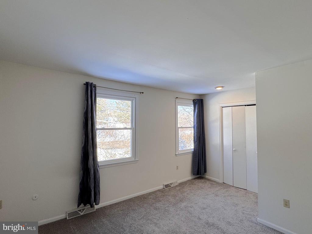 8315 COUNTRYSIDE LANE