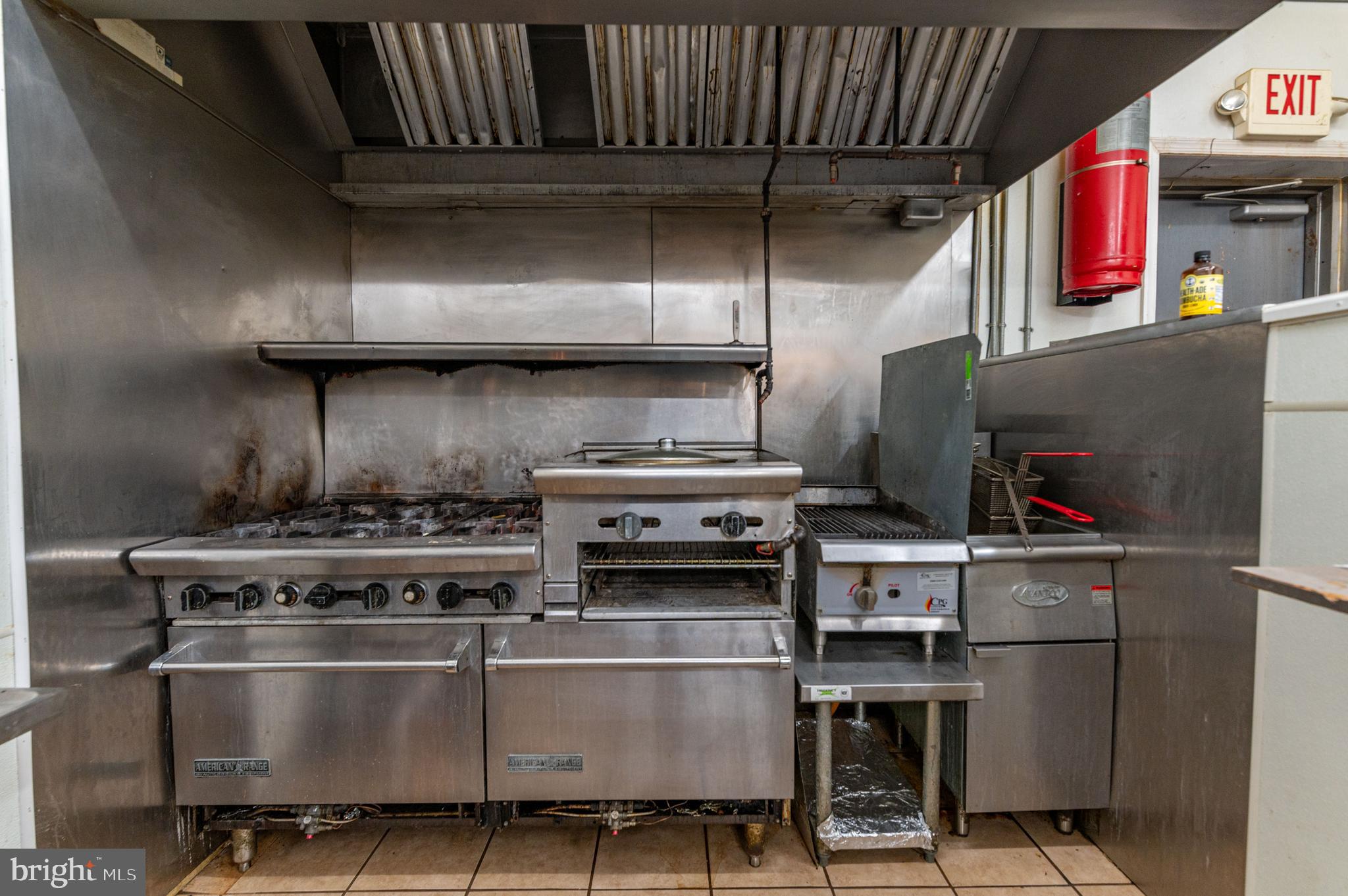 1015 W HAMILTON STREET