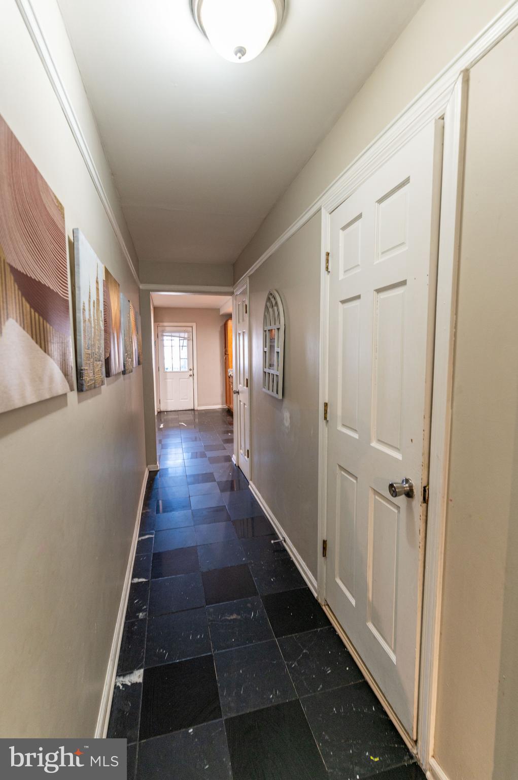 1015 W HAMILTON STREET