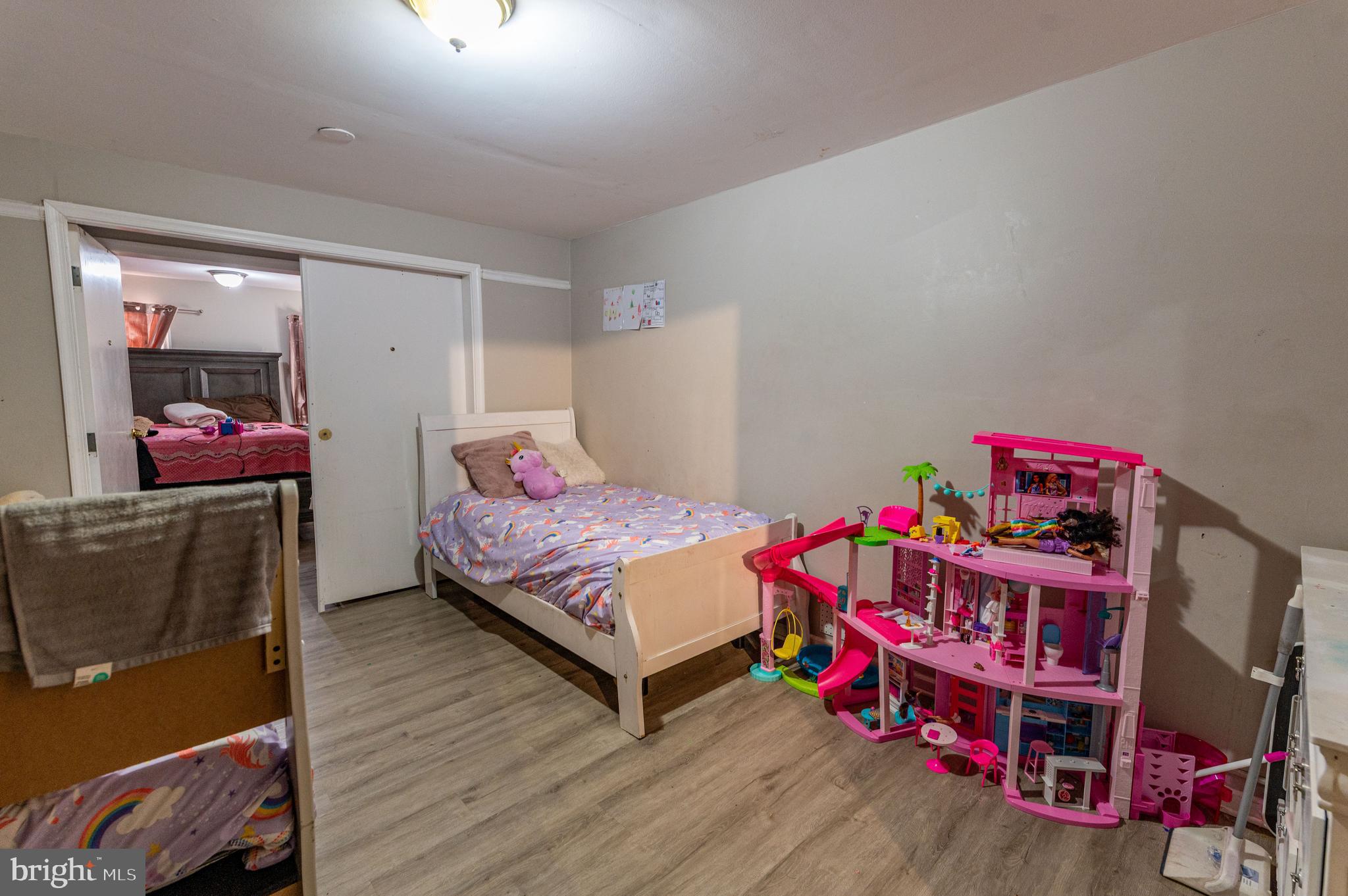 1015 W HAMILTON STREET