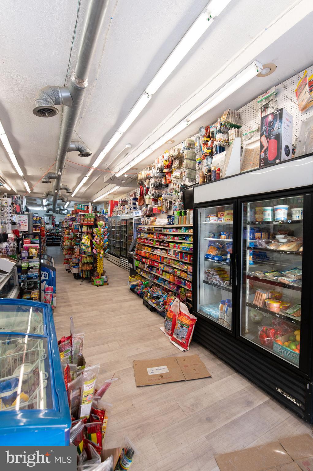 1015 W HAMILTON STREET