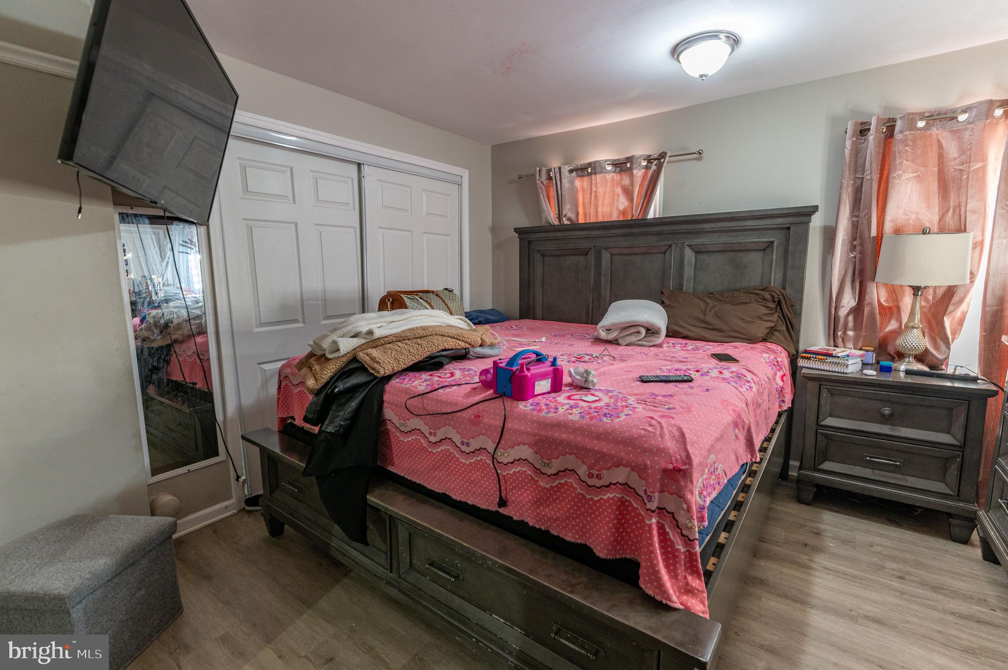 1015 W HAMILTON STREET