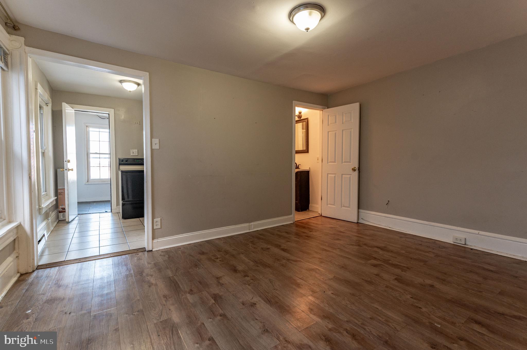 1015 W HAMILTON STREET