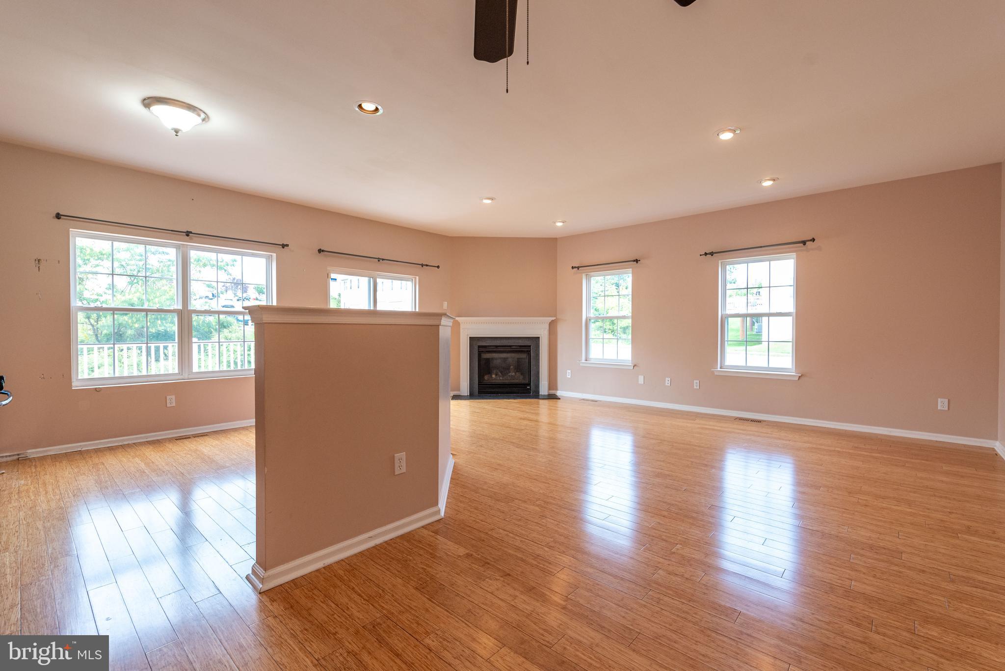 105 Stone Hill DRIVE