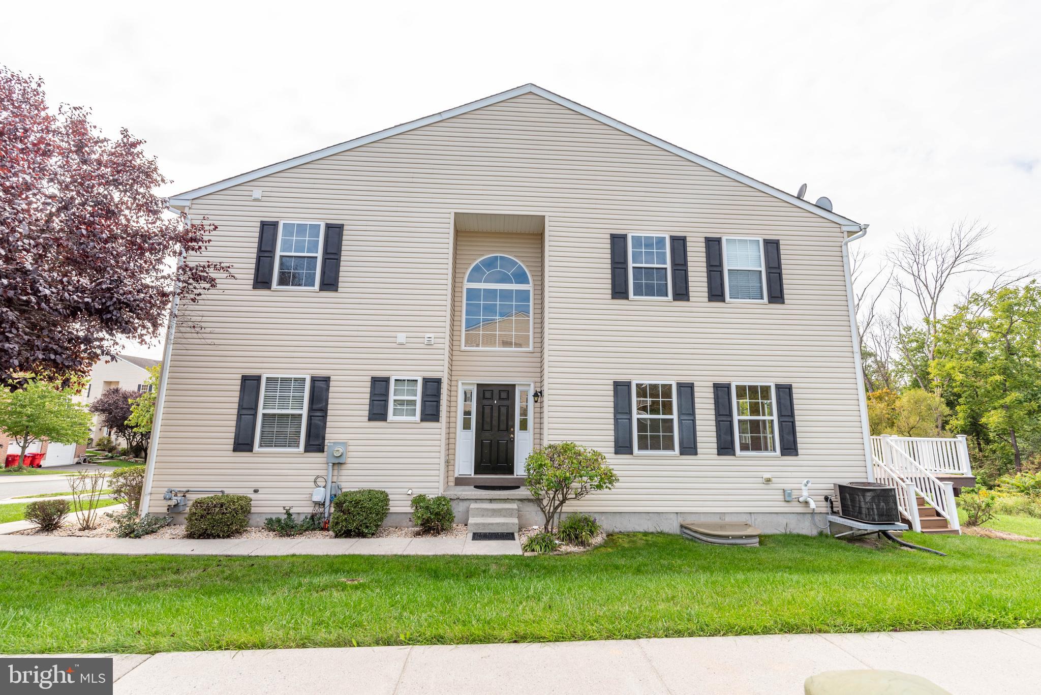 105 Stone Hill DRIVE
