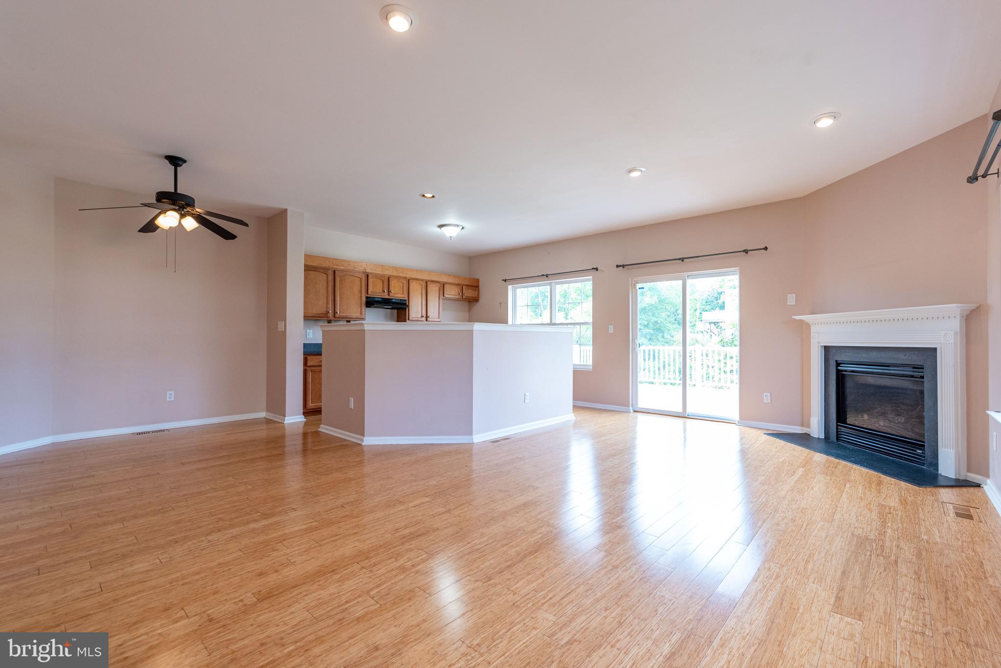 105 Stone Hill DRIVE