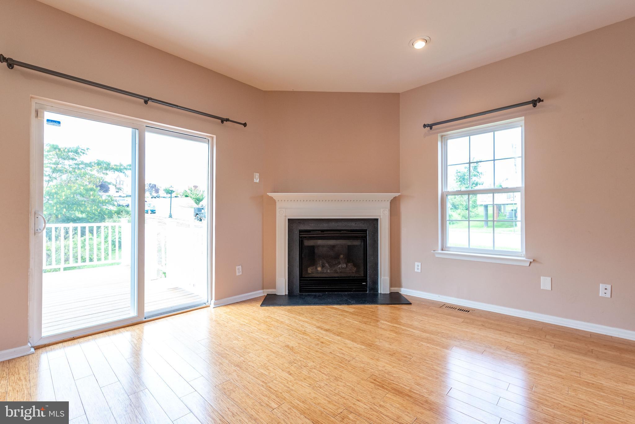 105 Stone Hill DRIVE