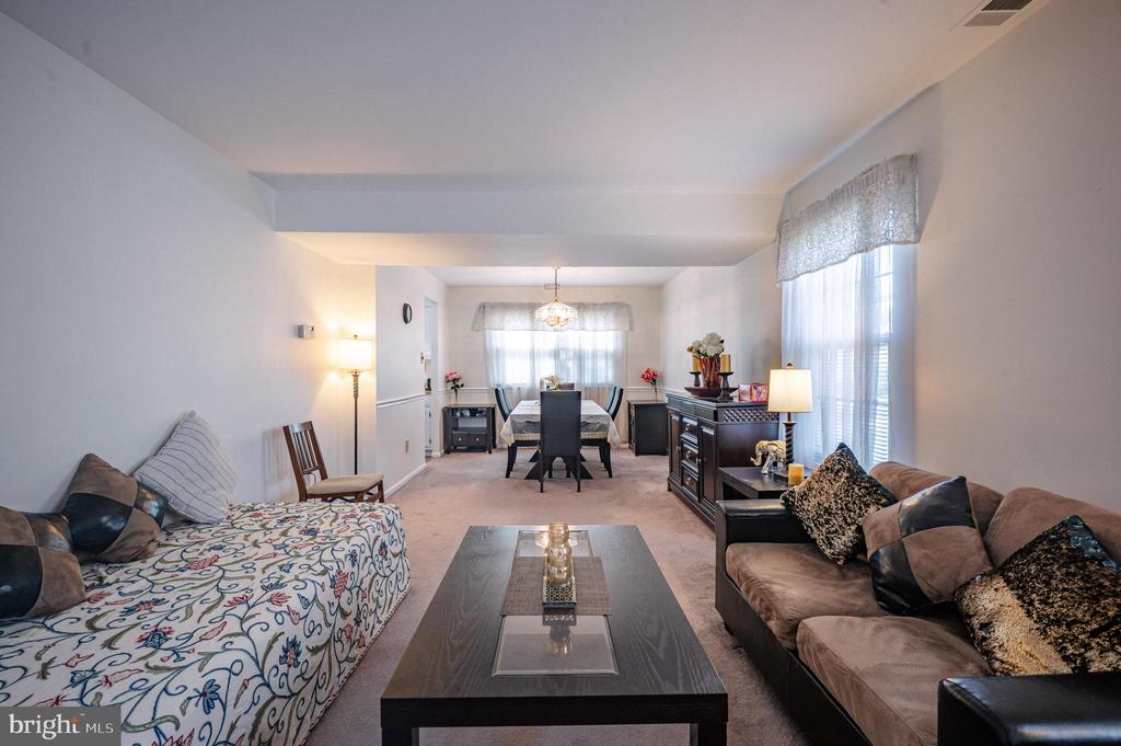 1713 JAMISON COURT