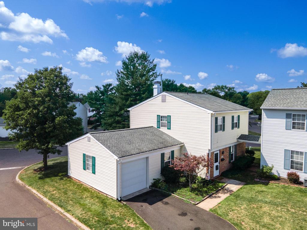 1713 JAMISON COURT