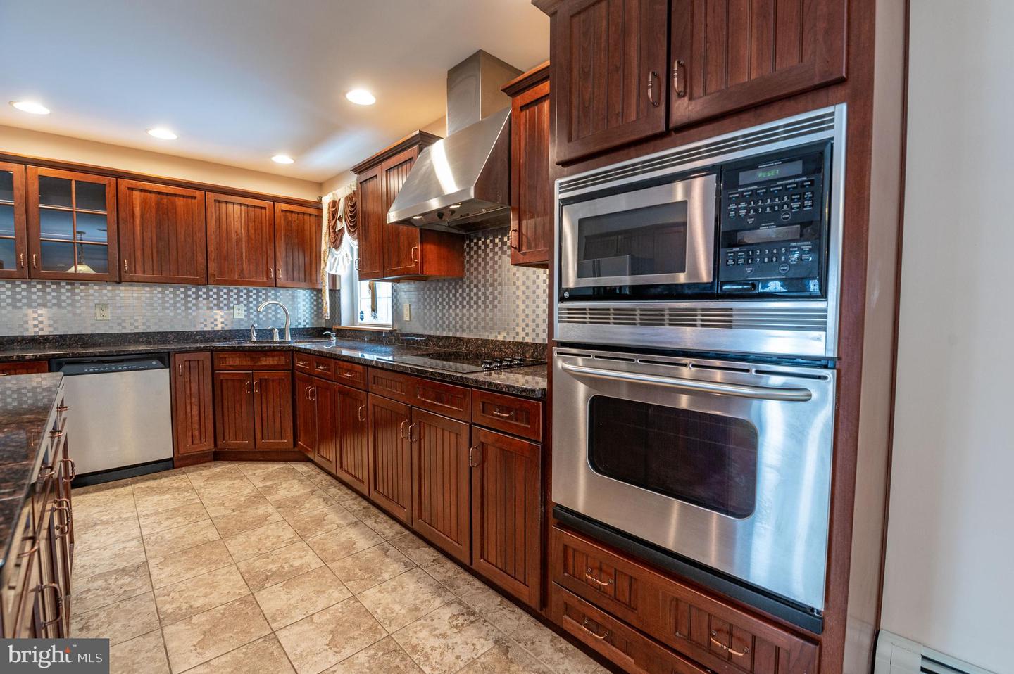 619 Carney Rd