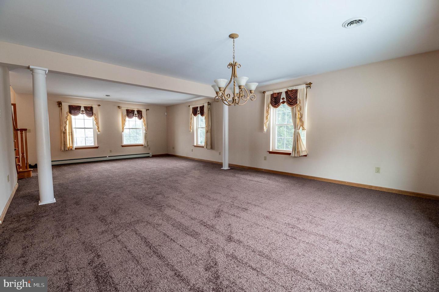 619 Carney Rd