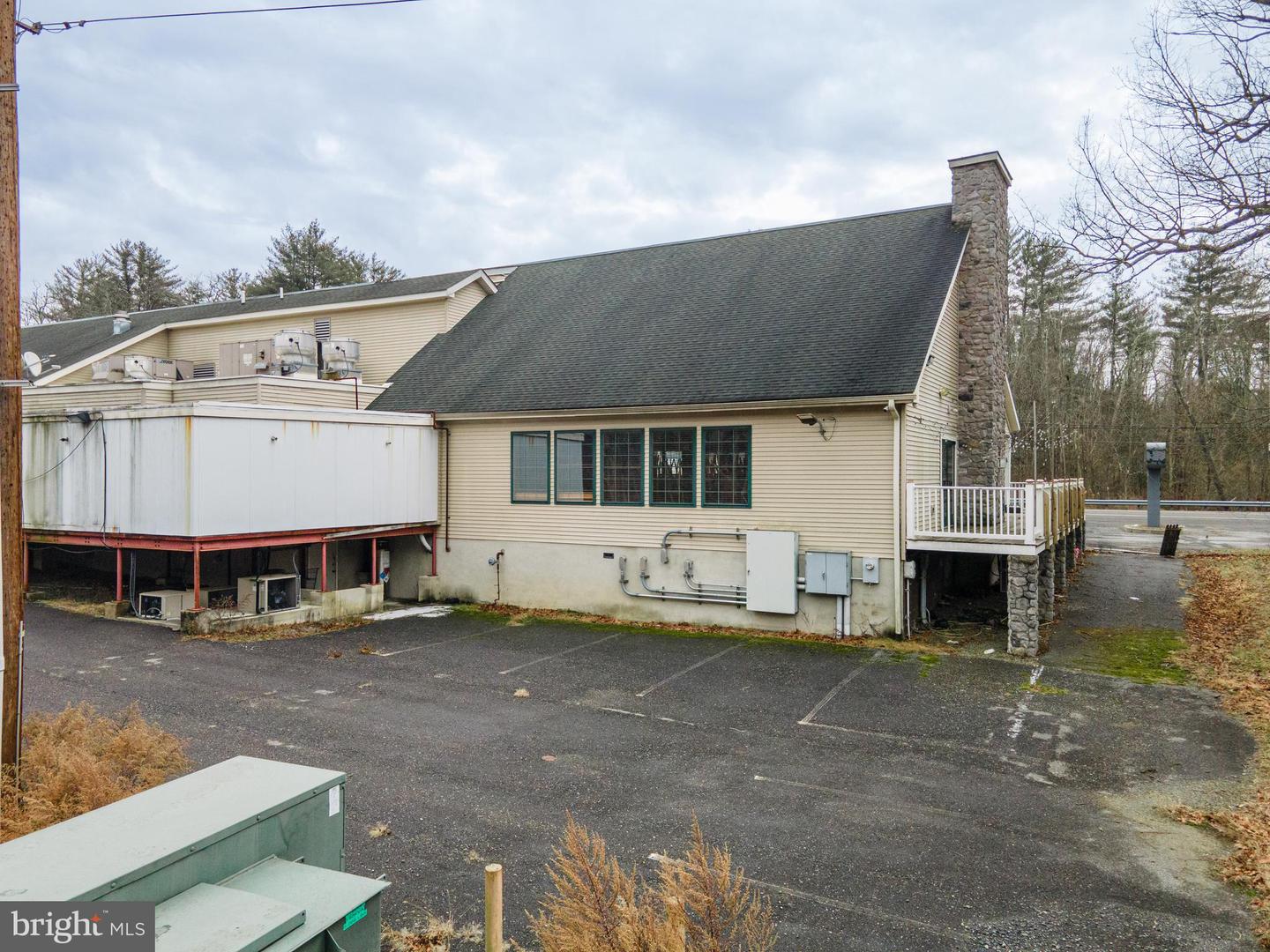 5261 Milford Rd