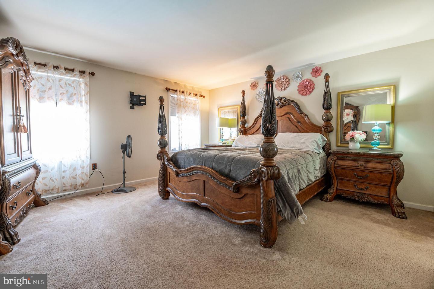 6 Westridge Ct