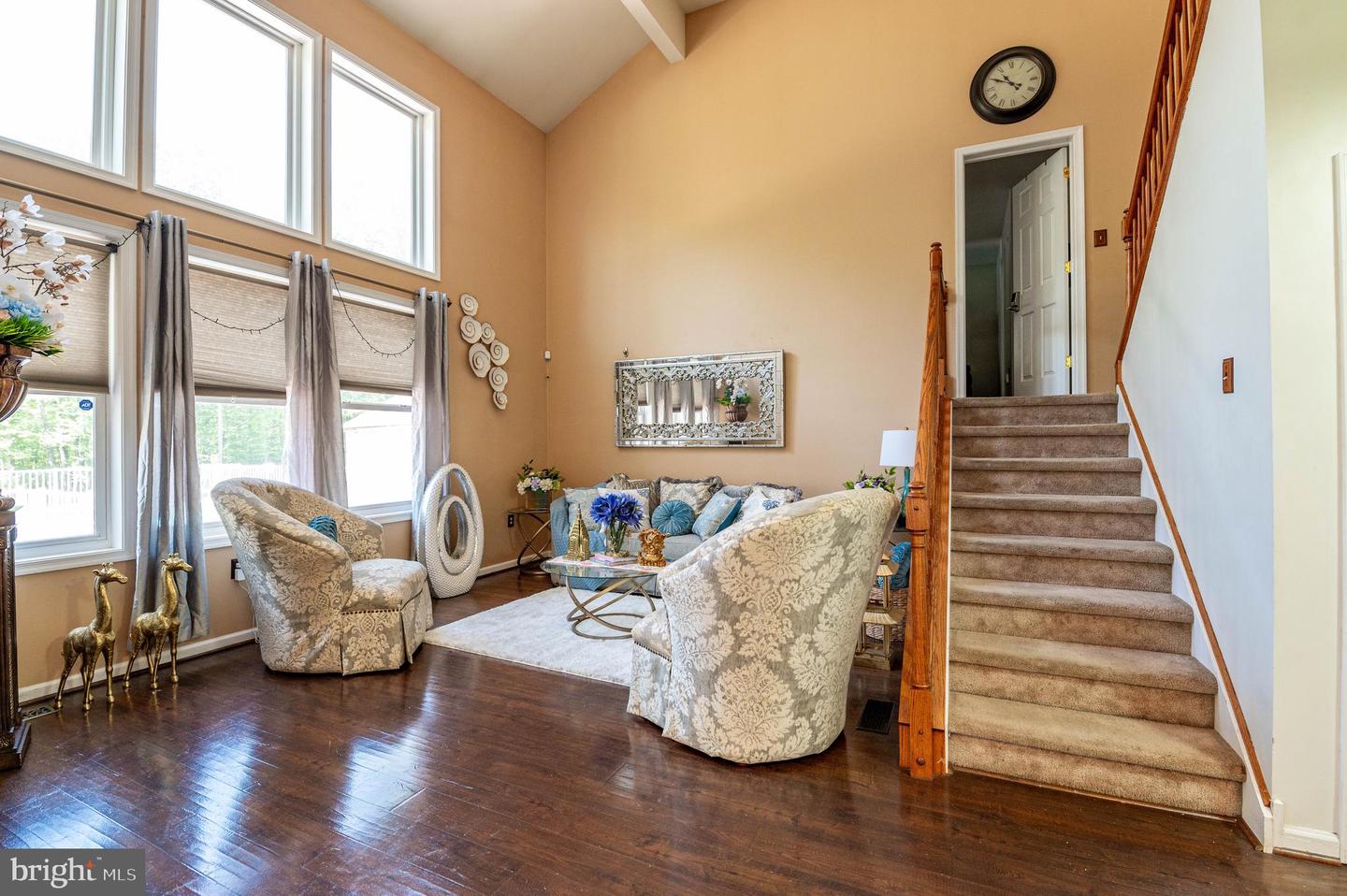 6 Westridge Ct