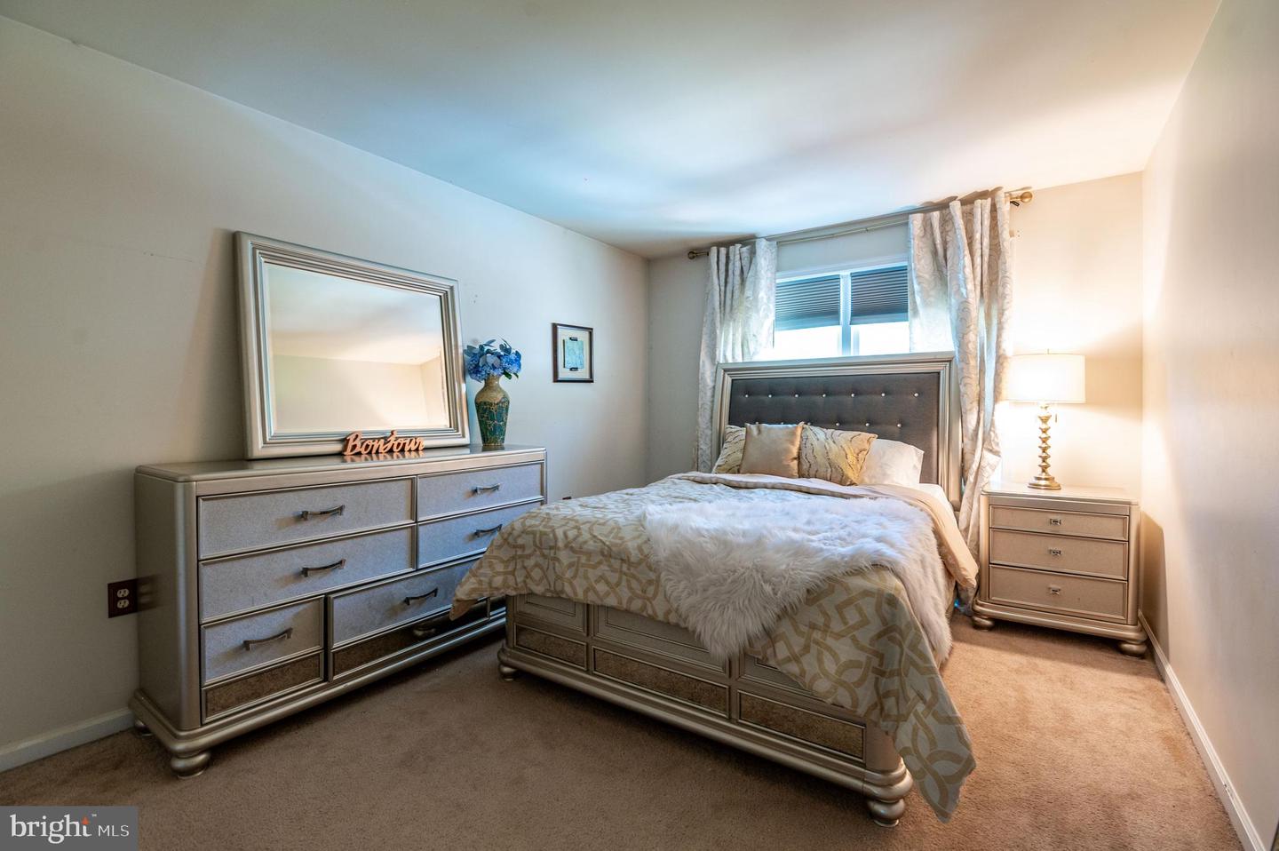 6 Westridge Ct