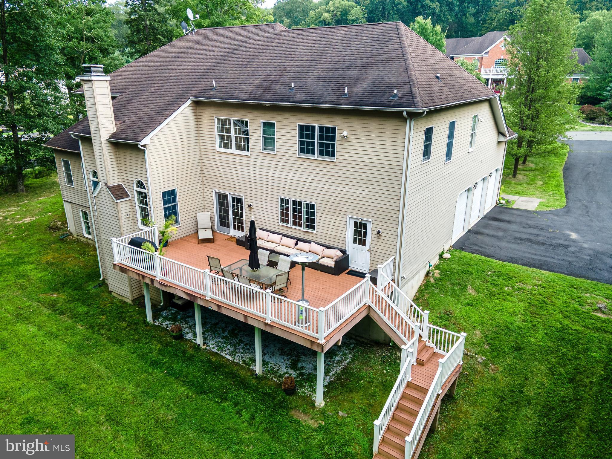 255 RISING MEADOW WAY