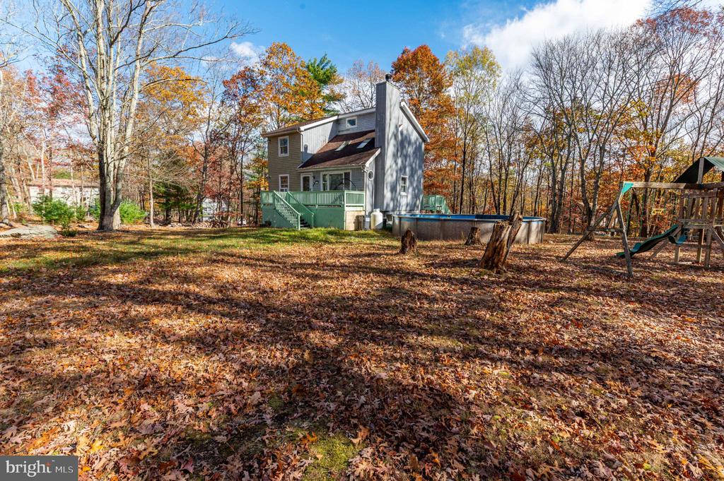 1010 ACORN LANE