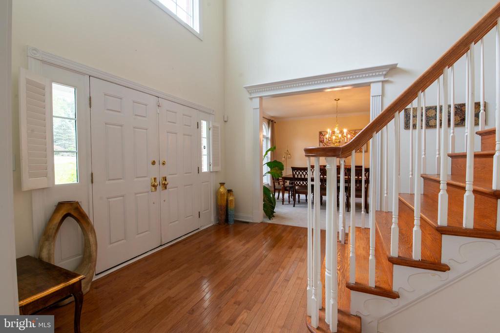 255 RISING MEADOW WAY