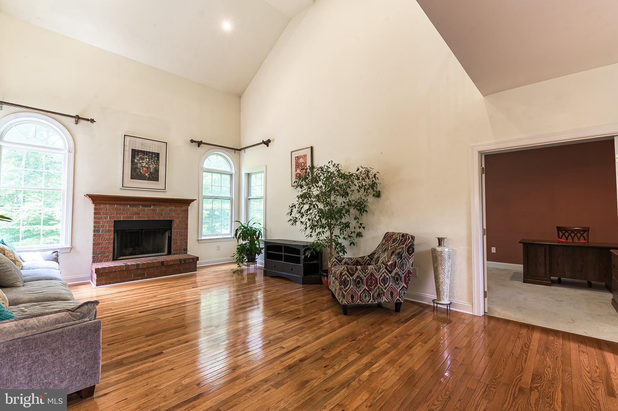 255 RISING MEADOW WAY