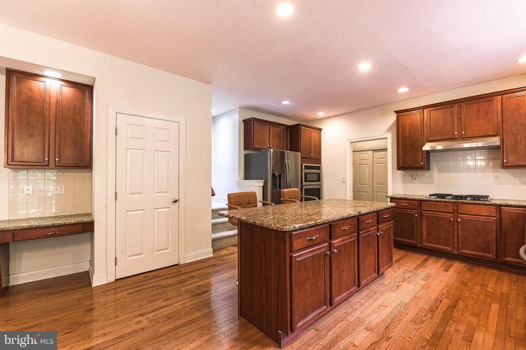 255 RISING MEADOW WAY
