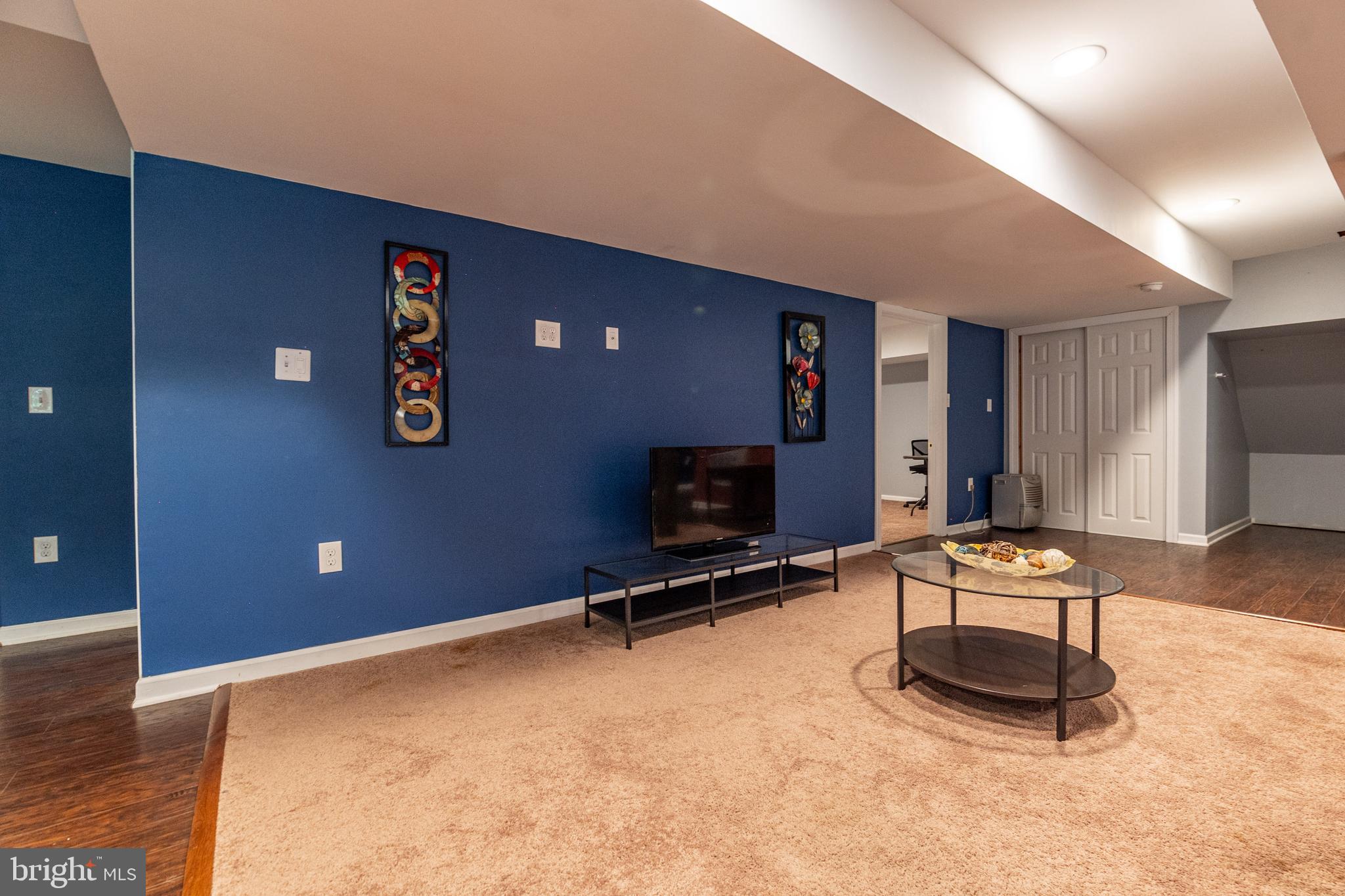 255 RISING MEADOW WAY