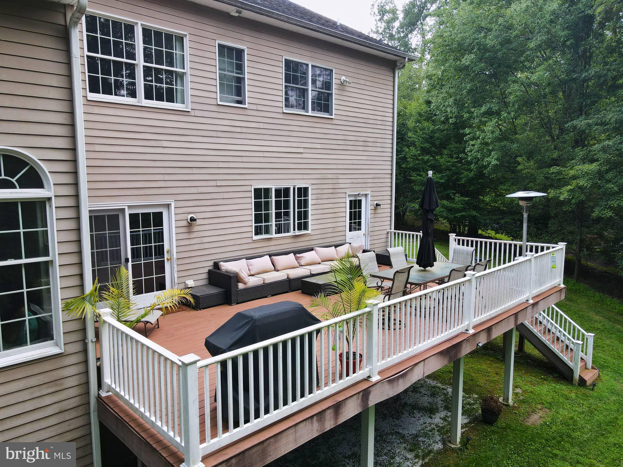 255 RISING MEADOW WAY