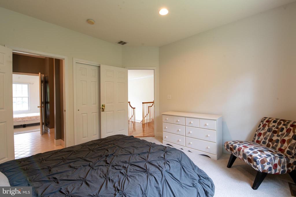 255 RISING MEADOW WAY