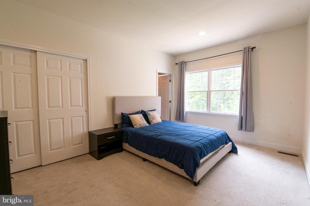 255 RISING MEADOW WAY