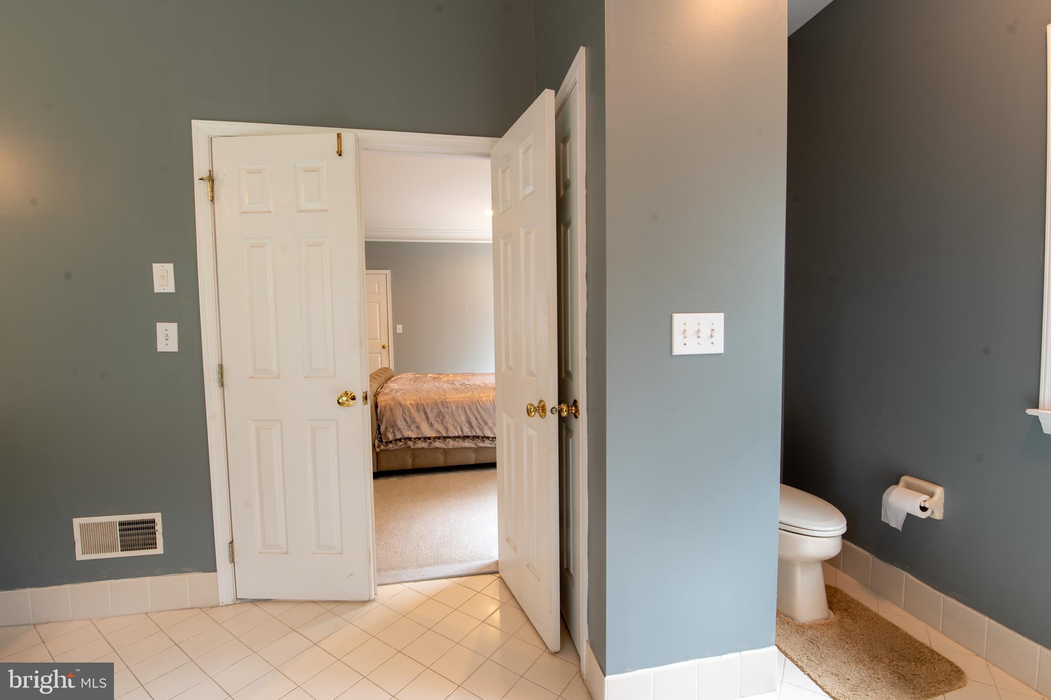 255 RISING MEADOW WAY