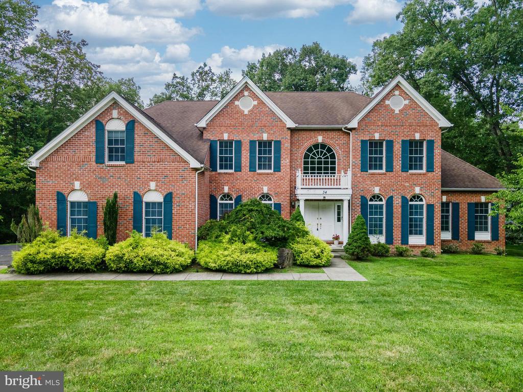 255 RISING MEADOW WAY