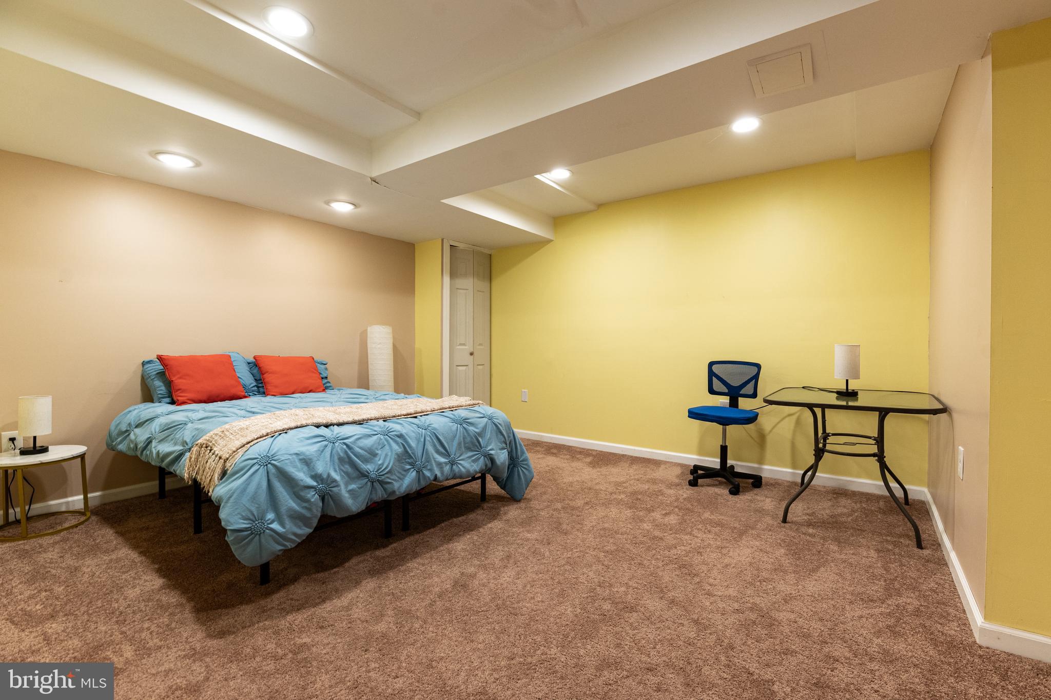 255 RISING MEADOW WAY