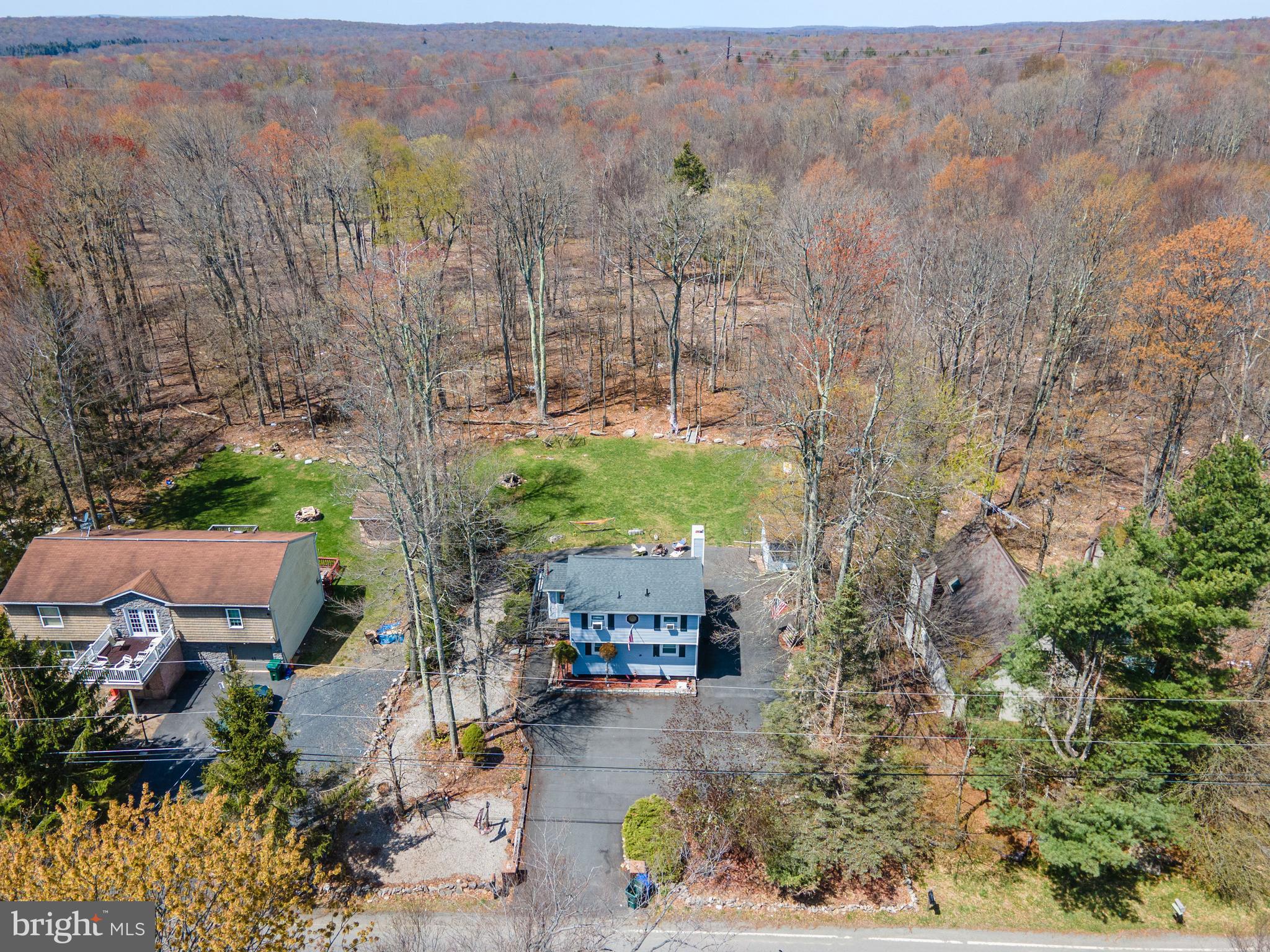 945 COUNTRY PLACE DRIVE