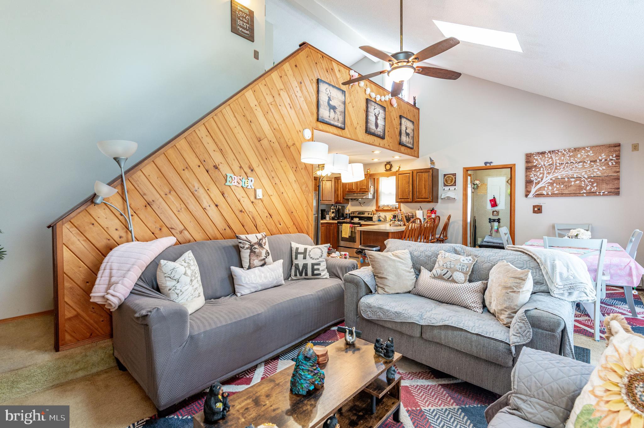 945 COUNTRY PLACE DRIVE