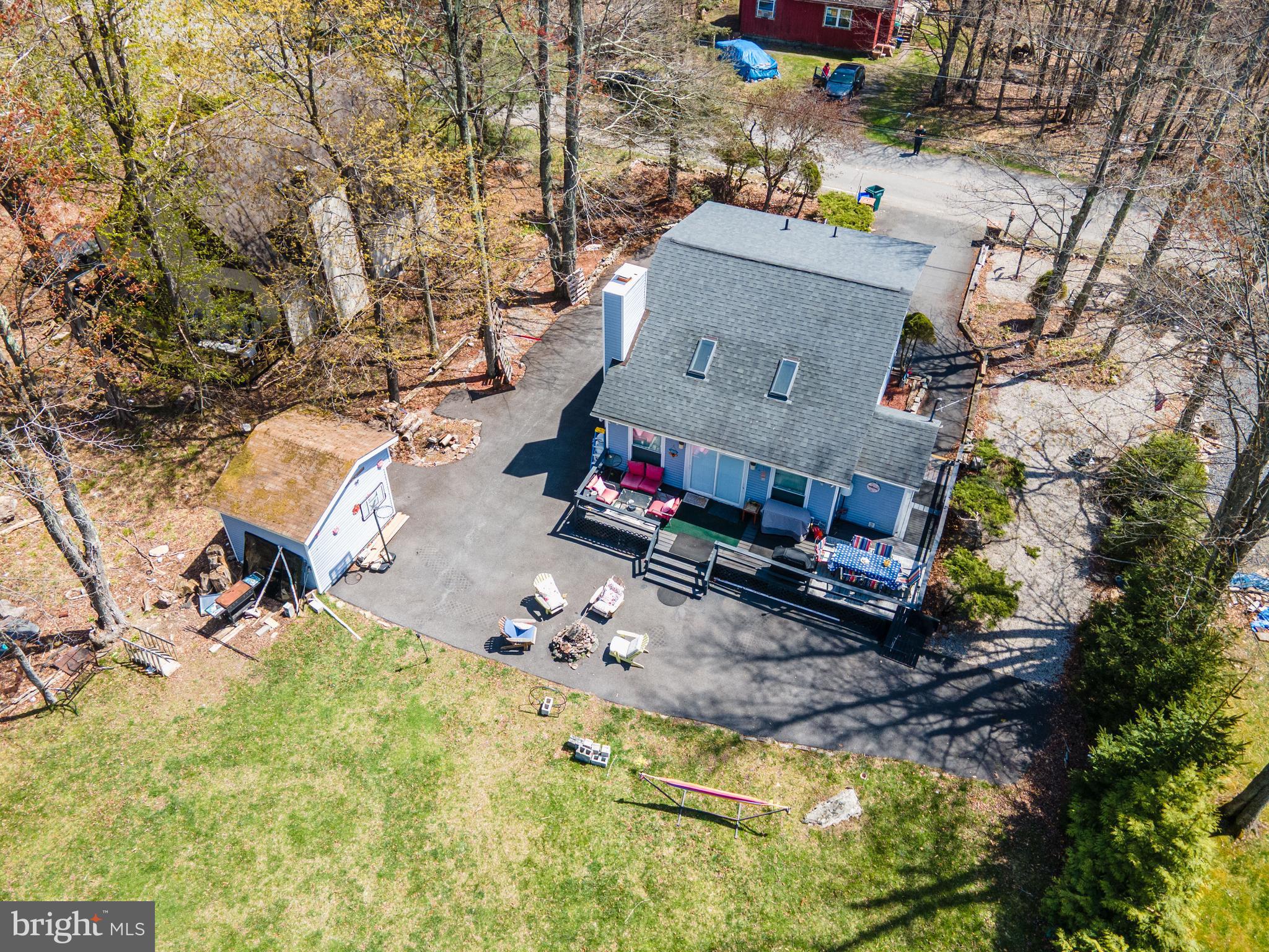 945 COUNTRY PLACE DRIVE