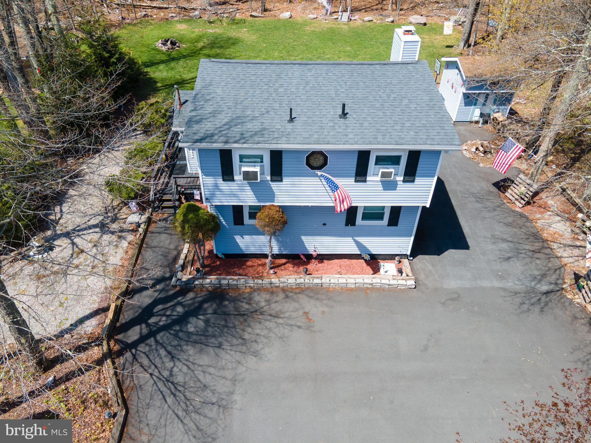 945 COUNTRY PLACE DRIVE
