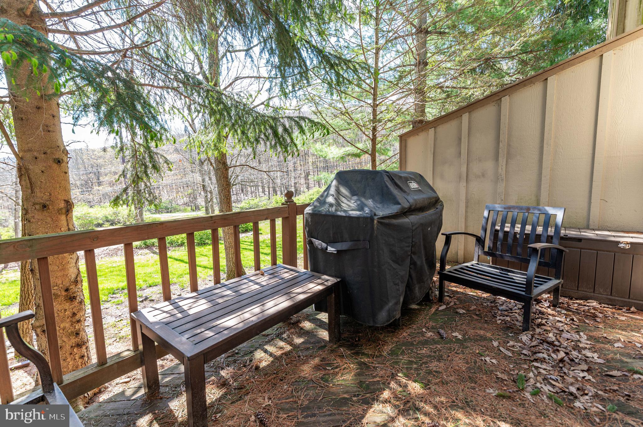 412 HICKORY DRIVE
