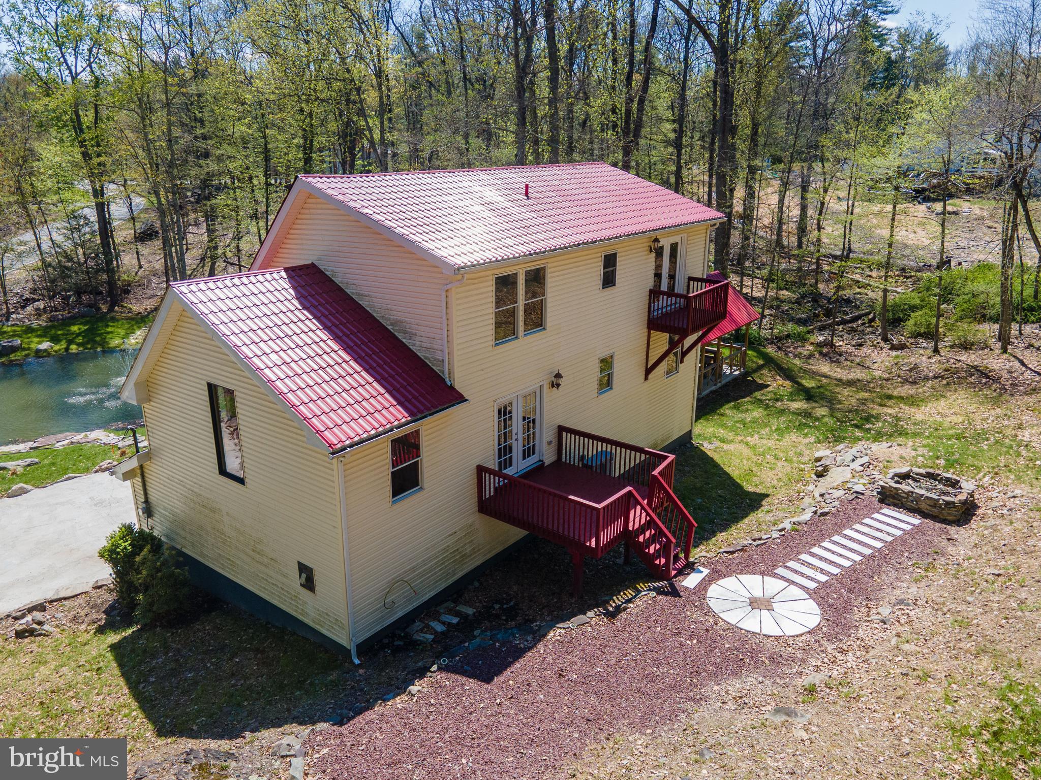 57 LAKE LANE