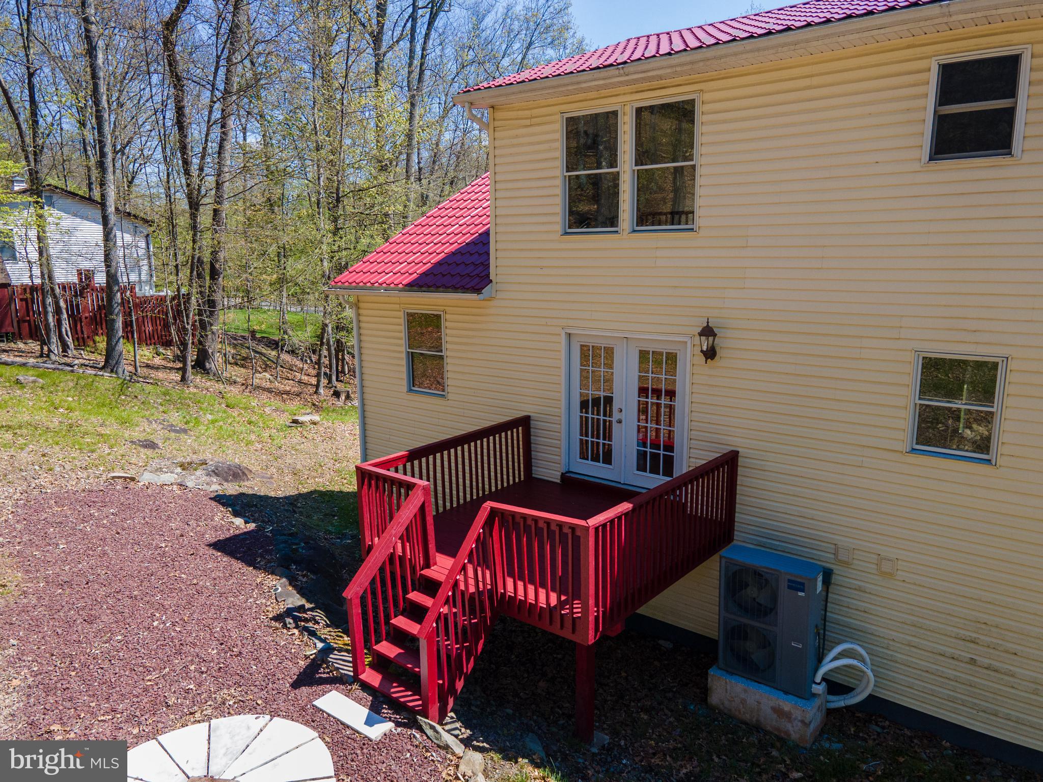 57 LAKE LANE
