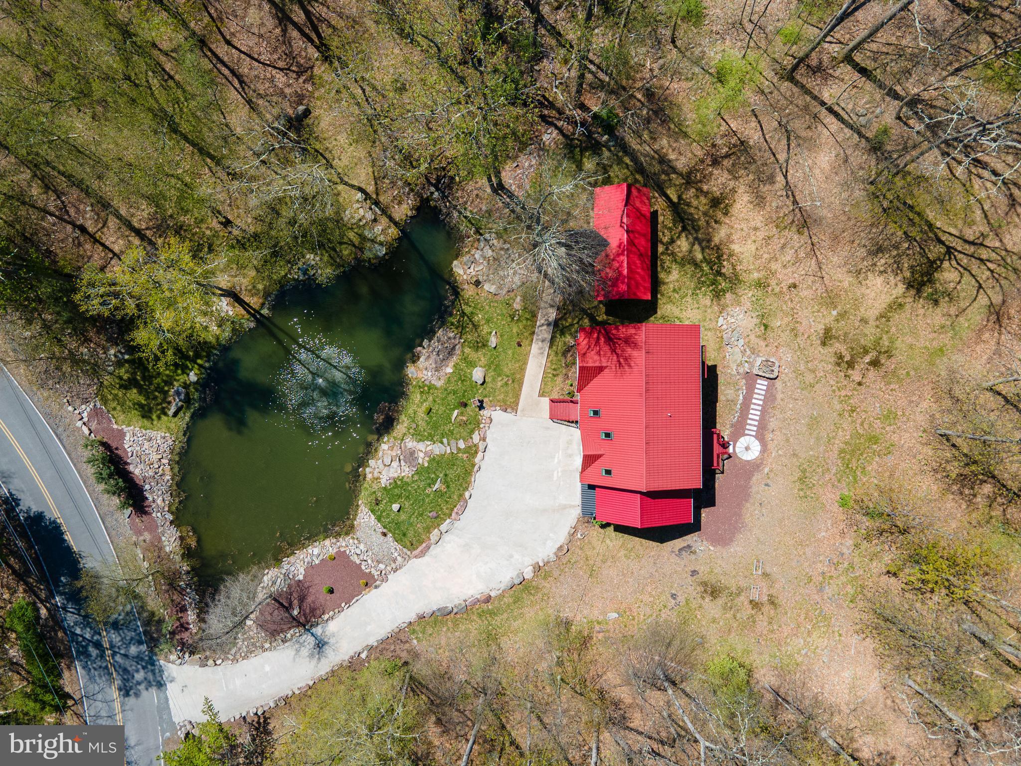 57 LAKE LANE