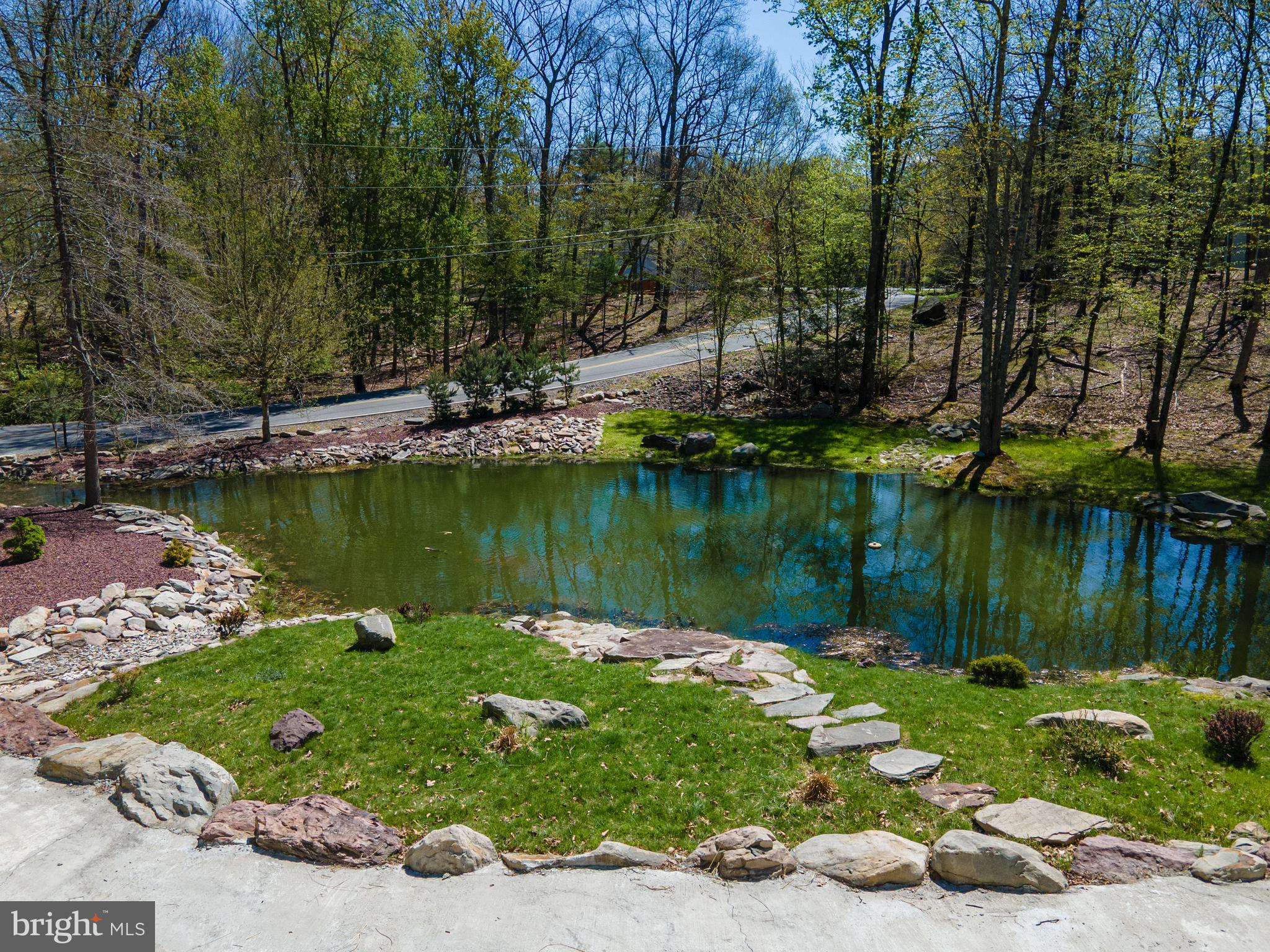57 LAKE LANE