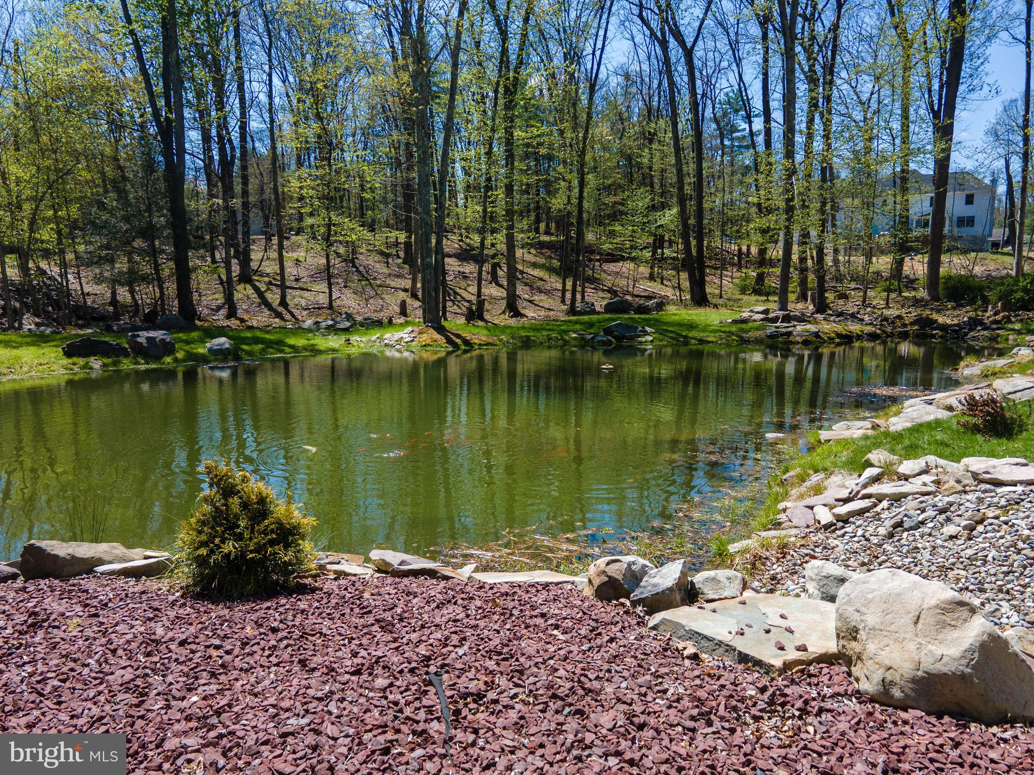 57 LAKE LANE