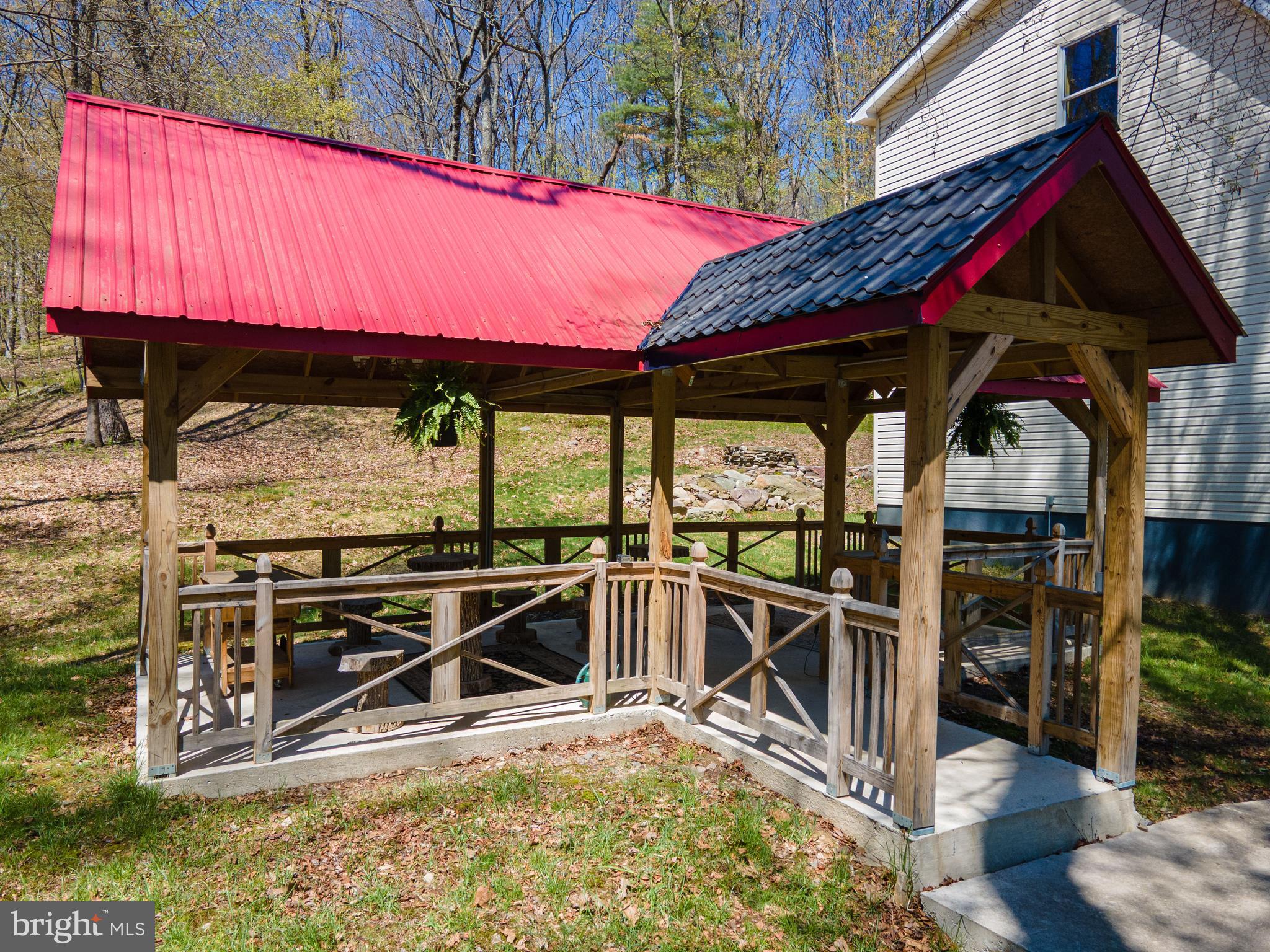 57 LAKE LANE