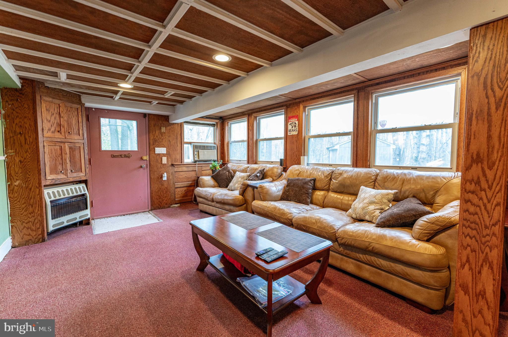 1328 WINDING WAY