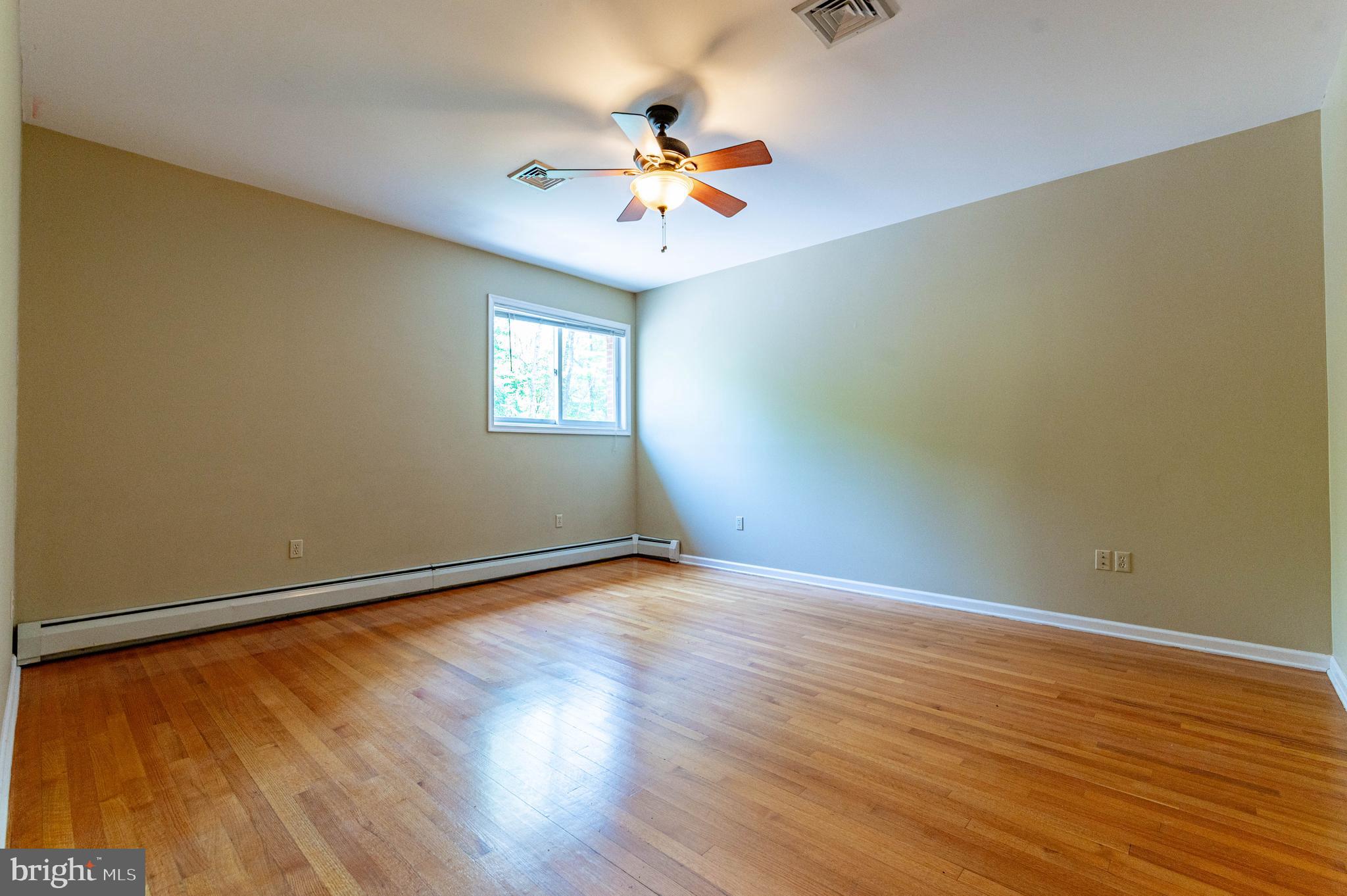 441 HIDDEN LAKE DRIVE