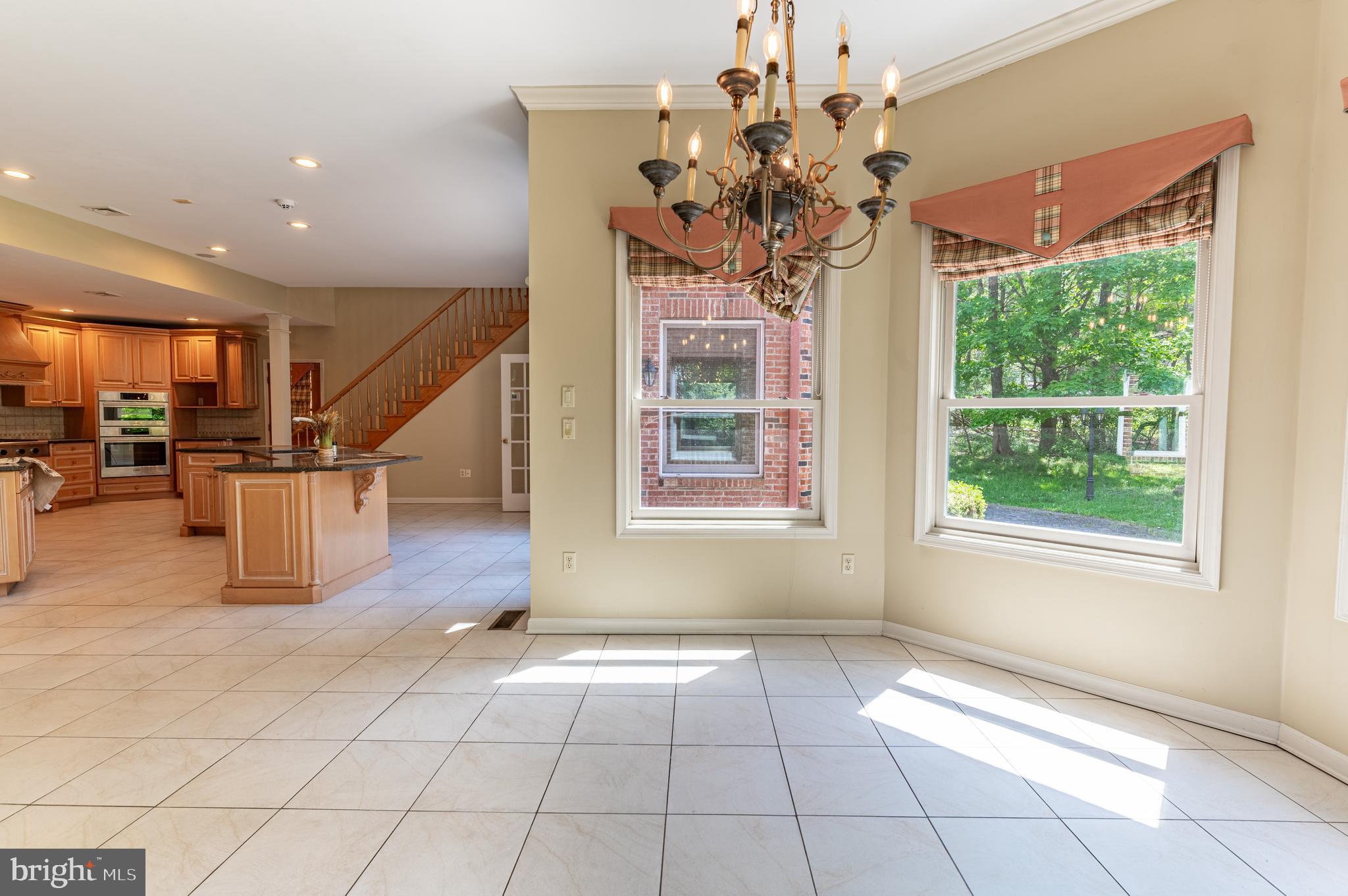 441 HIDDEN LAKE DRIVE