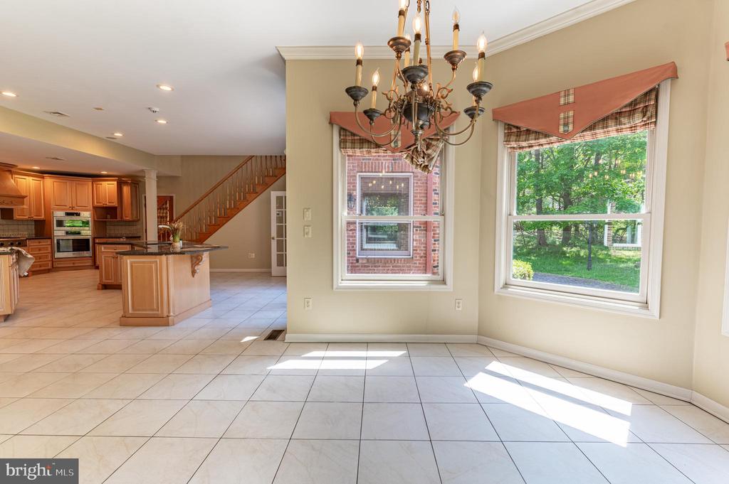 441 HIDDEN LAKE DRIVE
