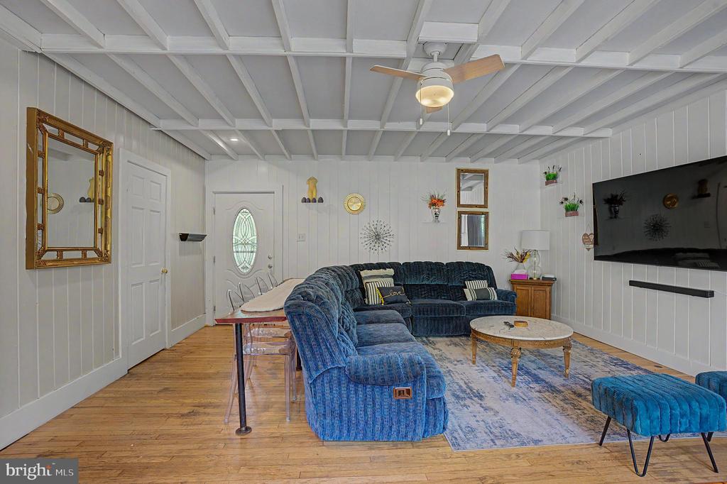 188 OLDE SCHOOLHOUSE ROAD
